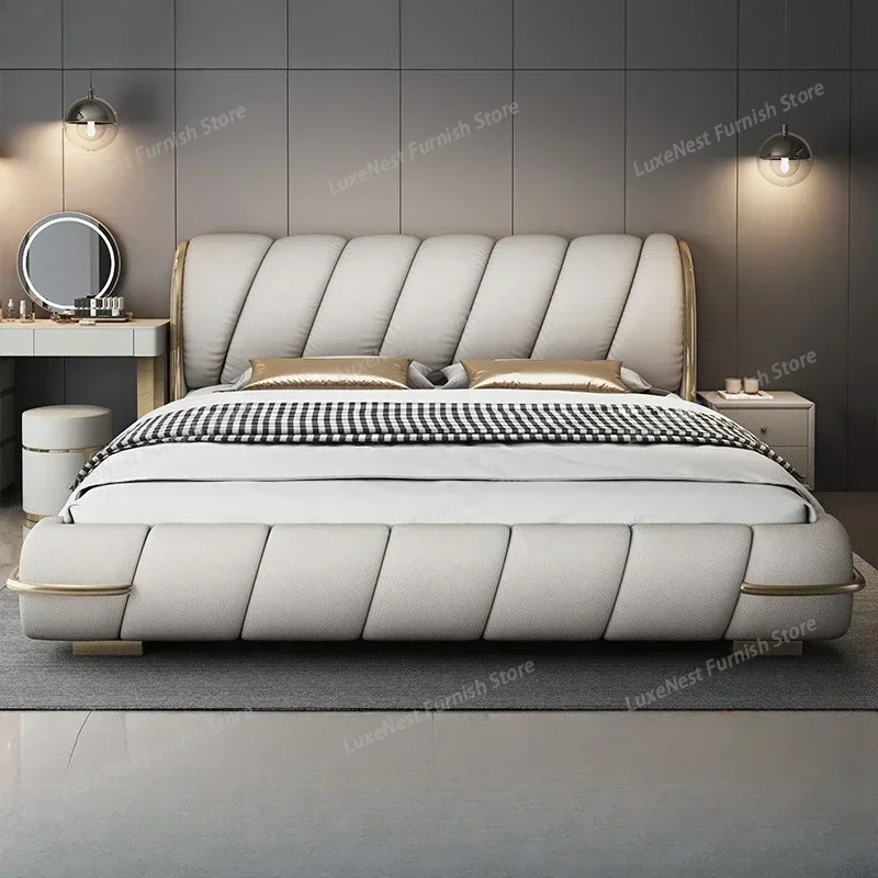 Роскошные кровати и каркасы кроватей размера King Size 180x200 см с изголовьем, современный органайзер, полный комплект мебели для двуспальной спальни.
Роскошные кровати и каркасы кроватей размера King Size 180x200 см с изголовьем, современный органайзер, полный комплект мебели для двуспальной спальни.