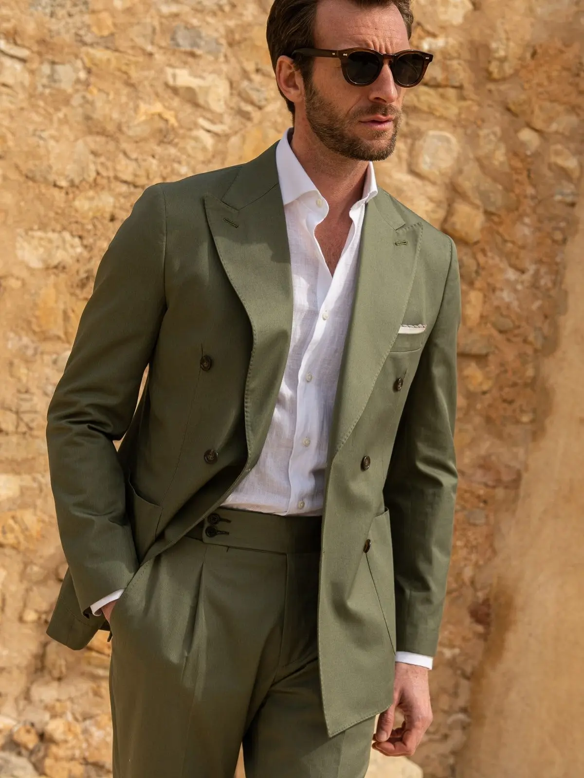 2022 Latest Designs Green Double Breasted Men Suit 2 Piece Costume Homme Tuxedo Formal Party Prom Business Blazer Vest Pants
2022 Latest Designs Green Double Breasted Men Suit 2 Piece Costume Homme Tuxedo Formal Party Prom Business Blazer Vest Pants