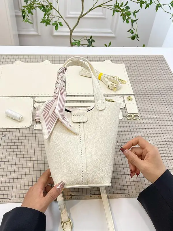 Сумка-вед, ручная работа, комплект материалов, модная женская сумка через плечо, подарок для лучшего друга, мягкая искусственная кожа для отдыха, Sle 
Сумка-вед, ручная работа, комплект материалов, модная женская сумка через плечо, подарок для лучшего друга, мягкая искусственная кожа для отдыха, Sle