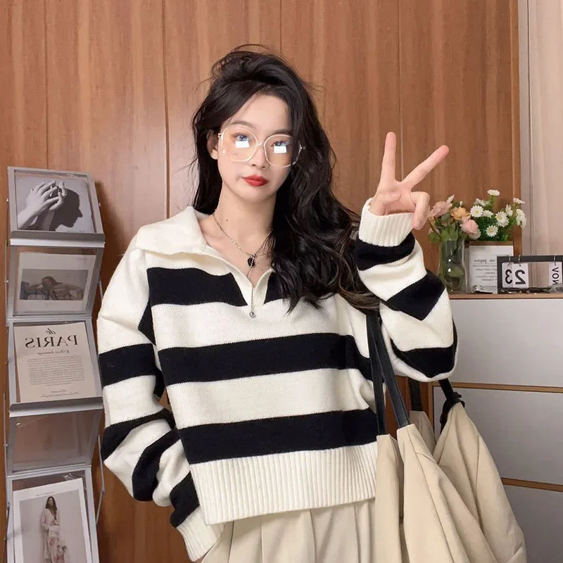 Korean Stripe Lapel Jumper Women Winter Keep Warm Knitted Long Sleeve Pullovers Woman Loose Black White All-match Pullover Mujer
Korean Stripe Lapel Jumper Women Winter Keep Warm Knitted Long Sleeve Pullovers Woman Loose Black White All-match Pullover Mujer
