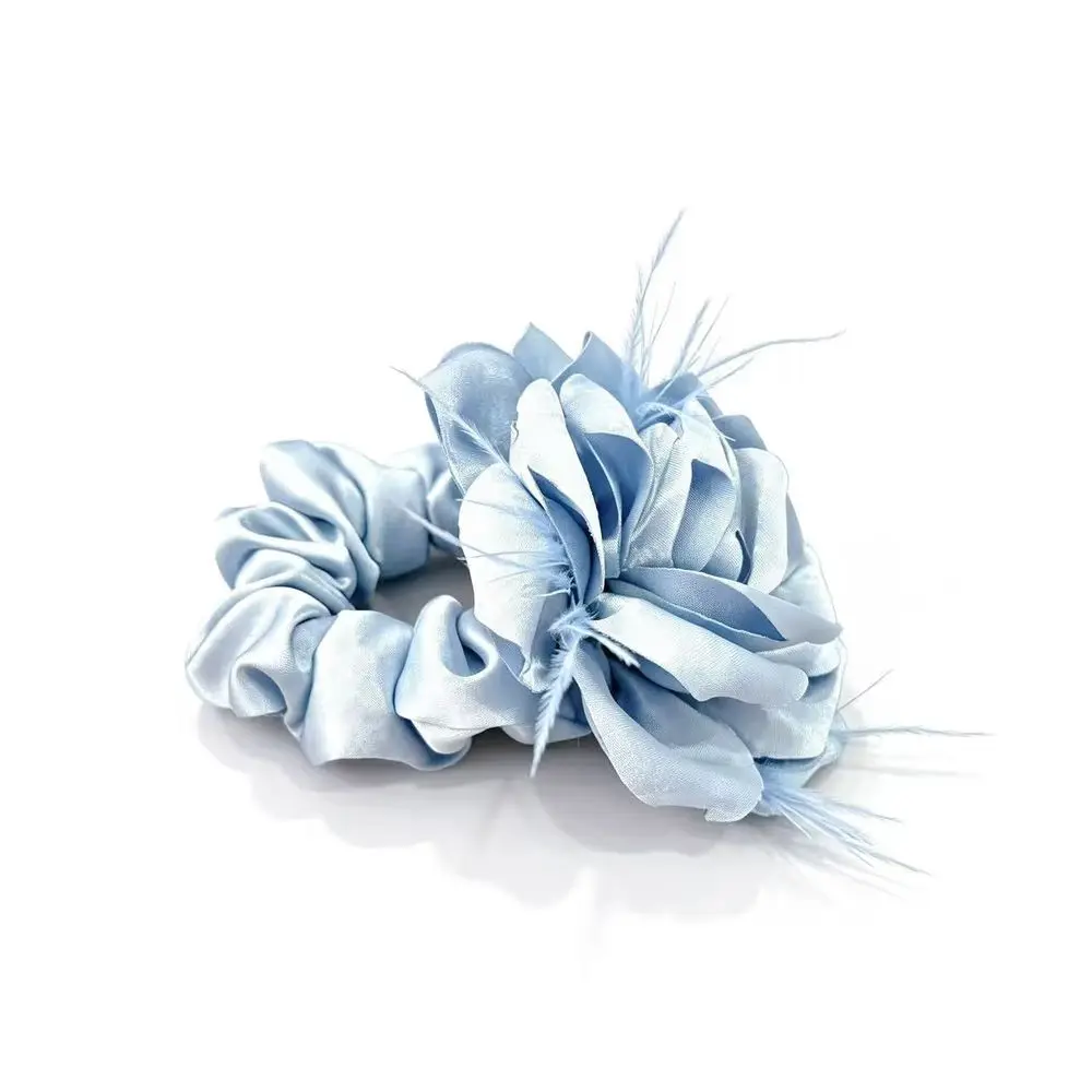 Boutique French flower feather hair tie, elegant satin rose hair rope, internet celebrity versatile hair tie
Boutique French flower feather hair tie, elegant satin rose hair rope, internet celebrity versatile hair tie