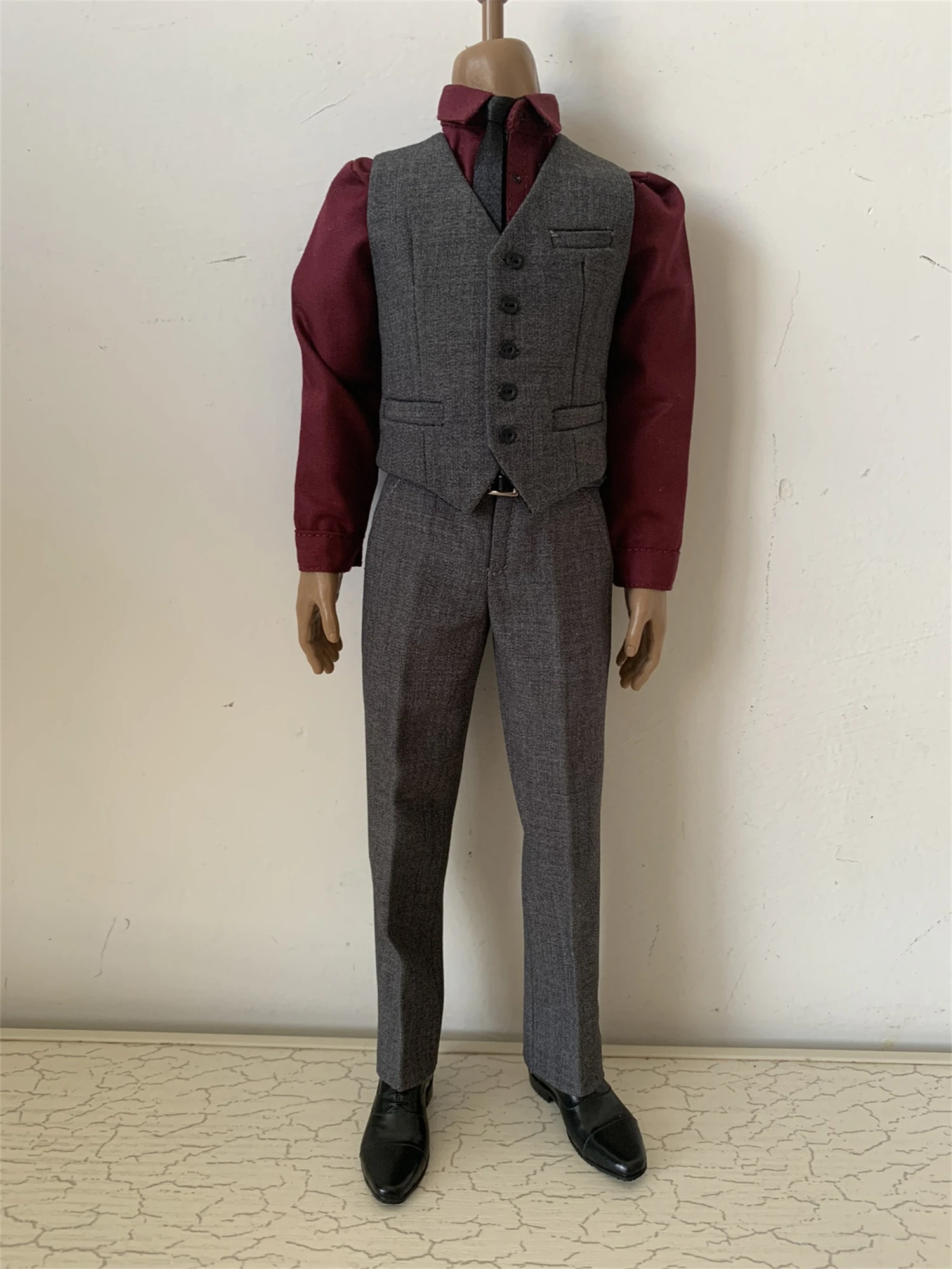 1/6 Scale Toy center Vest Suit Pants Shirt Male Soldier Clothing 12Inch Action Figure Body Doll Gelt DIY
1/6 Scale Toy center Vest Suit Pants Shirt Male Soldier Clothing 12Inch Action Figure Body Doll Gelt DIY