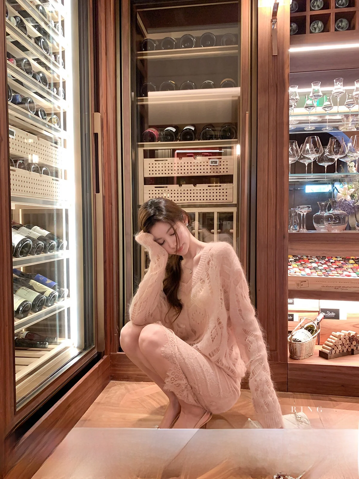 YOLI Paris Corner Pink V-ne Knitwear Loose Long Sve Women's Sle Commute Faion Comfortable Slimming Top
YOLI Paris Corner Pink V-ne Knitwear Loose Long Sve Women's Sle Commute Faion Comfortable Slimming Top