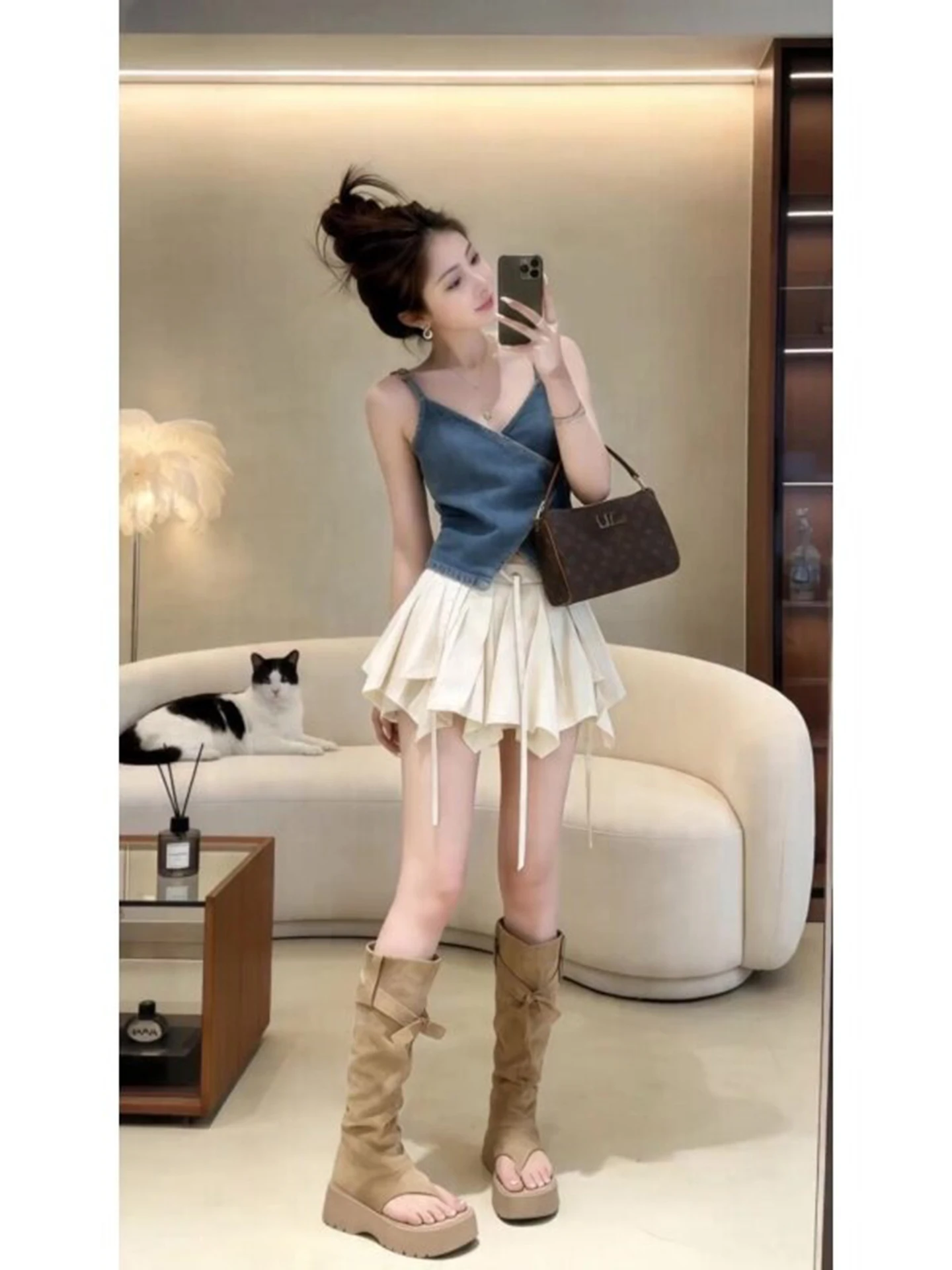 Sexy Spicy Girl Denim Strap Vest Irregular Short Skirt Set Women's Summer Beautiful Slimming Youthful Two-Piece Suit Casual Wear
Sexy Spicy Girl Denim Strap Vest Irregular Short Skirt Set Women's Summer Beautiful Slimming Youthful Two-Piece Suit Casual Wear