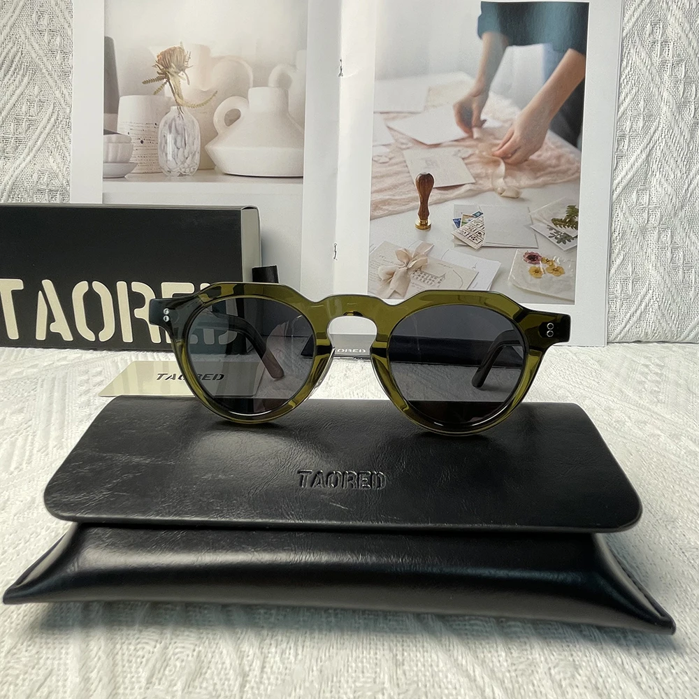 2025 New Outdoor Handmade Acetate Fashion Sunglasses with Case for Women and Men Vintage Square Frame Polarized UV400 Sunglasses
2025 New Outdoor Handmade Acetate Fashion Sunglasses with Case for Women and Men Vintage Square Frame Polarized UV400 Sunglasses