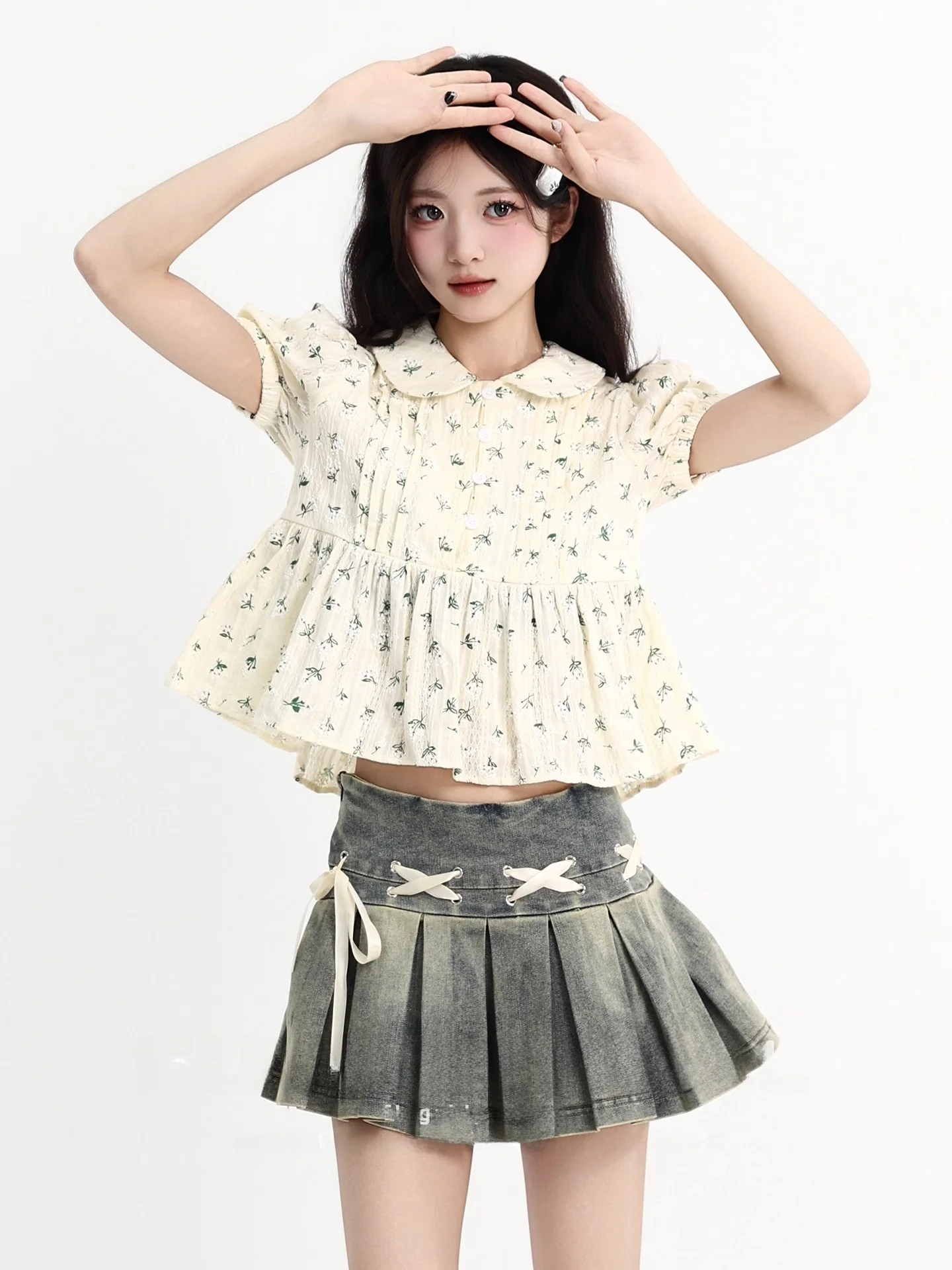 Retro Doll Collar Floral Short Sleeve Shirt Women Summer Bubble Sleeve Elegant Ageless Beautiful Chic Small Shirt Cotton Blend
Retro Doll Collar Floral Short Sleeve Shirt Women Summer Bubble Sleeve Elegant Ageless Beautiful Chic Small Shirt Cotton Blend
