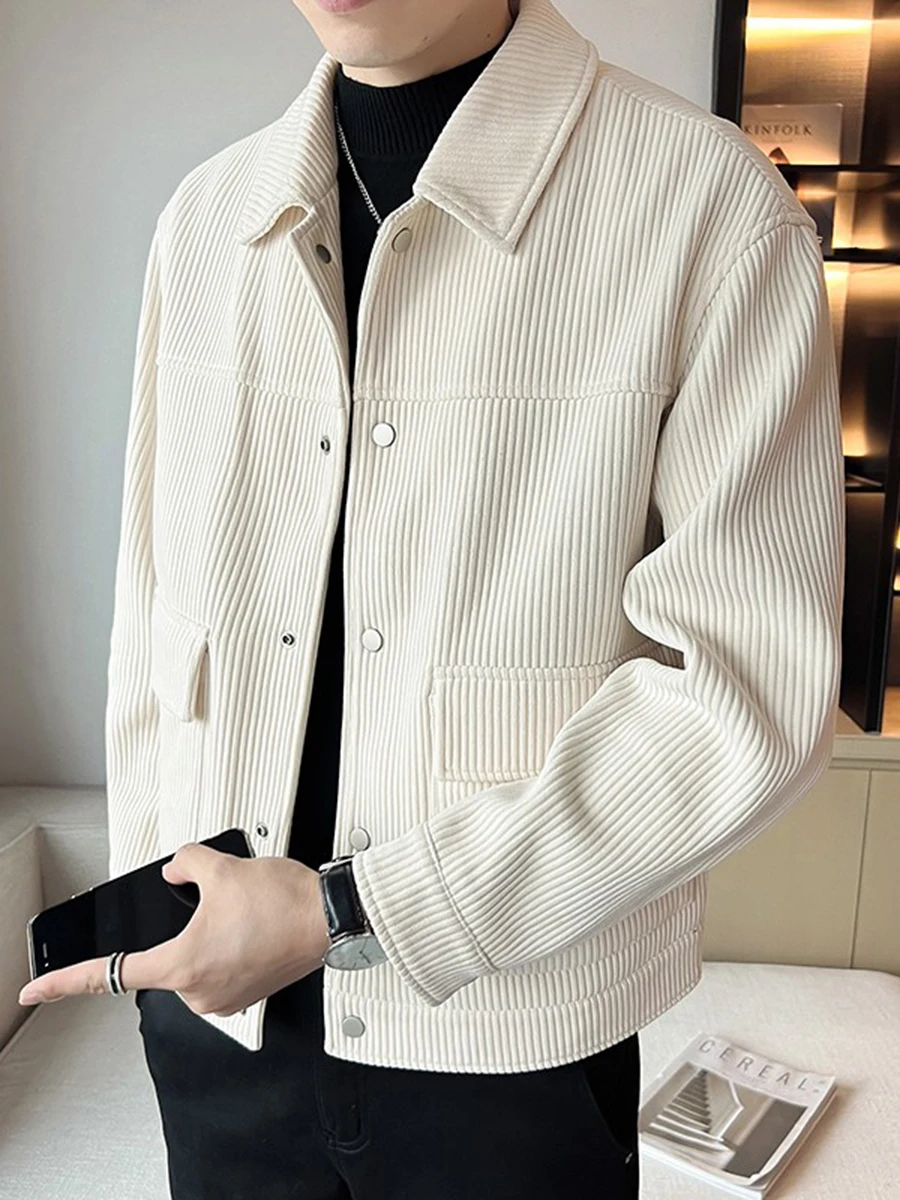 Мужская вельветовая рабочая куртка белого цвета, модная осенняя новинка 2023 года, брендовая, премиум-класса, с длинным рукавом, приталенного кроя.
Мужская вельветовая рабочая куртка белого цвета, модная осенняя новинка 2023 года, брендовая, премиум-класса, с длинным рукавом, приталенного кроя.