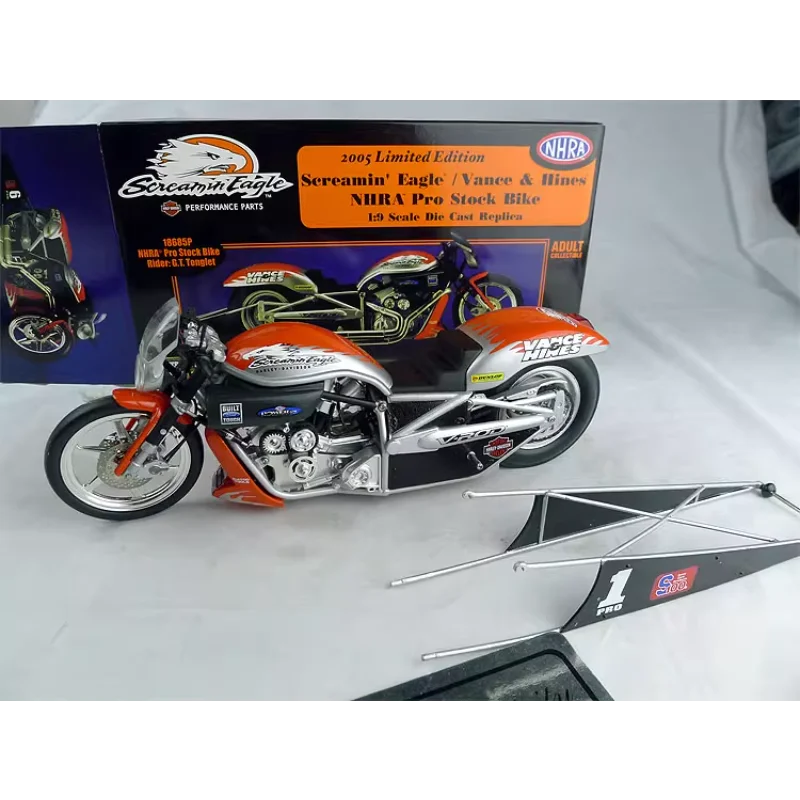 Diecast ERTL 1:9 Scale HD NHRA Harley-Davidson Rare Alloy Motorcycle Model From Lei Collectible Toy Gift Souvenir Display 
Diecast ERTL 1:9 Scale HD NHRA Harley-Davidson Rare Alloy Motorcycle Model From Lei Collectible Toy Gift Souvenir Display