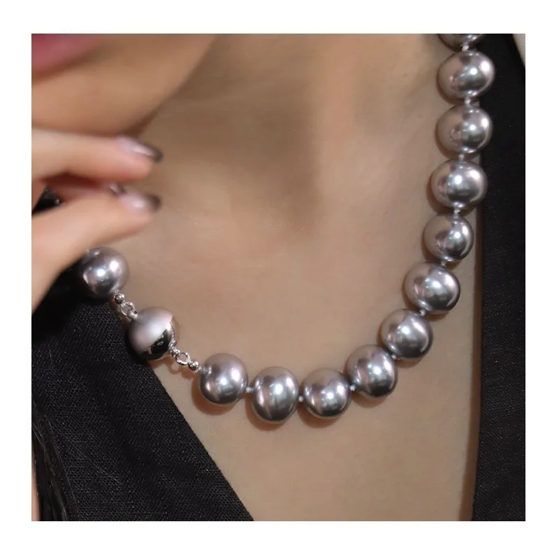 Light Luxury Natural Pearl Necklace Women's Versatile Sweater Chain High-end Niche Beaded Collarbone Neck Chain Jewelry
Light Luxury Natural Pearl Necklace Women's Versatile Sweater Chain High-end Niche Beaded Collarbone Neck Chain Jewelry