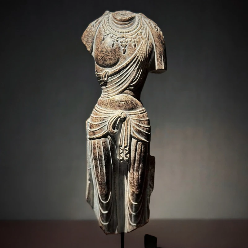 Retro iron base resin bust Buddha decorative ornaments, family room sculpture accessories, desk decoration crafts
Retro iron base resin bust Buddha decorative ornaments, family room sculpture accessories, desk decoration crafts