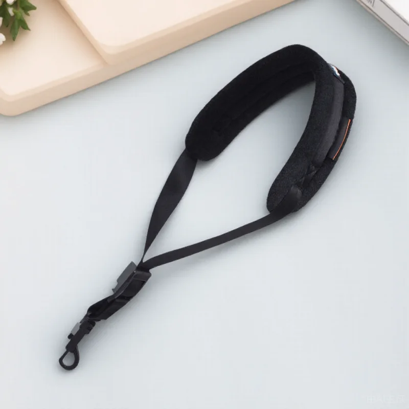 Widened Universal Saxophone Strap Breathable Cotton Padding Thickened Shockproof 360° Closure Hook For All Types Sax Harness
Widened Universal Saxophone Strap Breathable Cotton Padding Thickened Shockproof 360° Closure Hook For All Types Sax Harness