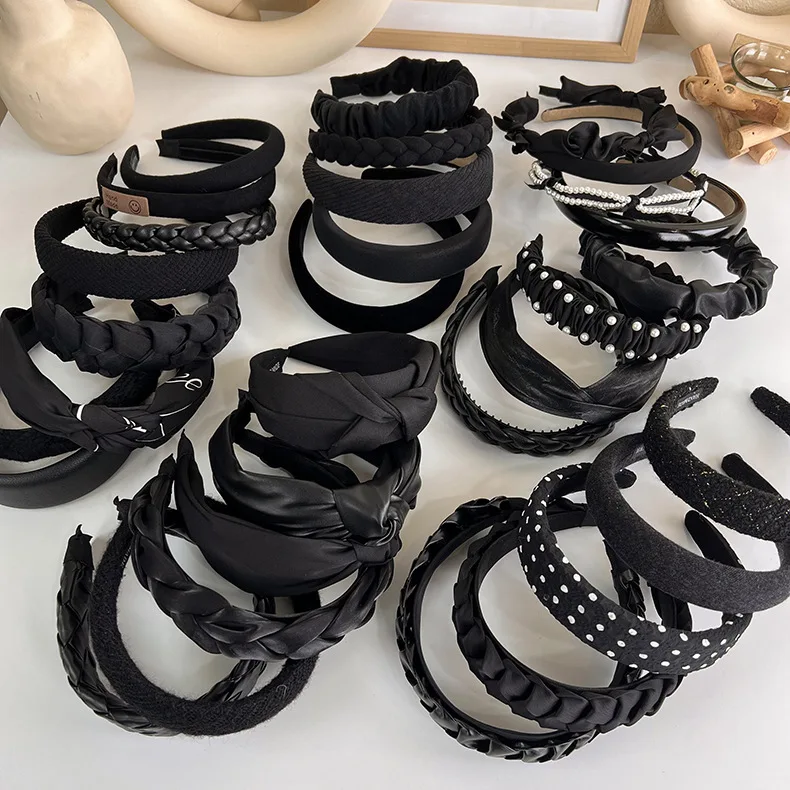 Headband Black Pearl Knit Wide Crown Lifting French Sweet Elegant Hair Accessory for Women Everyday Comfort
Headband Black Pearl Knit Wide Crown Lifting French Sweet Elegant Hair Accessory for Women Everyday Comfort