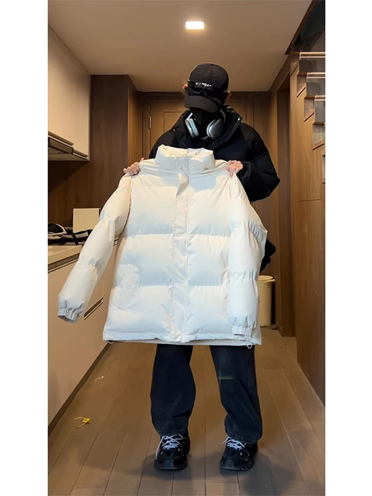 Мужская зимняя куртка-пуховик Pure White Hu Xiangji American Sle Bread Coat из утолщенного полиэфирного волокна (искусственный пух)
Мужская зимняя куртка-пуховик Pure White Hu Xiangji American Sle Bread Coat из утолщенного полиэфирного волокна (искусственный пух)