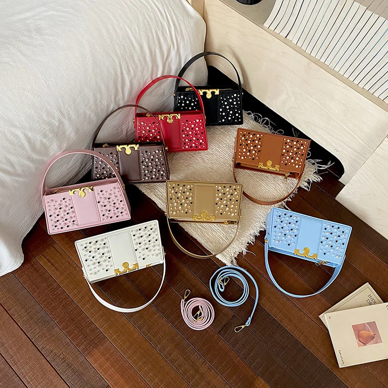 New Women's Handbag Fashion High Quality Pearl Commuter Shoulder Bag Premium Solid Color Multi Functional Mobile Storage Bag
New Women's Handbag Fashion High Quality Pearl Commuter Shoulder Bag Premium Solid Color Multi Functional Mobile Storage Bag