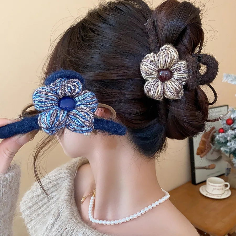 Вязаная шерстяная пряжа с цветком, когти для волос, акриловый зажим в виде акулы, модная нежная заколка для волос для женщин, осенне-зимние аксессуары для волос M
Вязаная шерстяная пряжа с цветком, когти для волос, акриловый зажим в виде акулы, модная нежная заколка для волос для женщин, осенне-зимние аксессуары для волос M