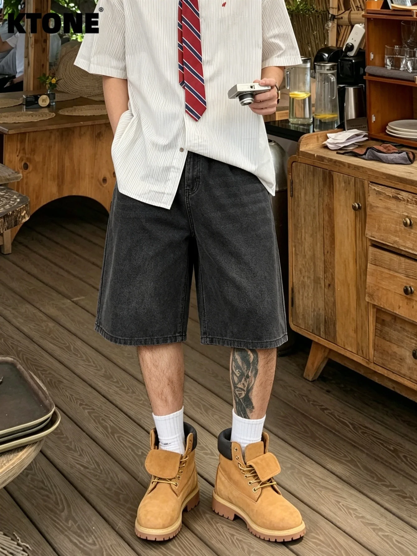 Loose Non‑Stretch Denim Shorts Men Simple Trendy Summer Street Casual Wear No accessories or belts included
Loose Non‑Stretch Denim Shorts Men Simple Trendy Summer Street Casual Wear No accessories or belts included