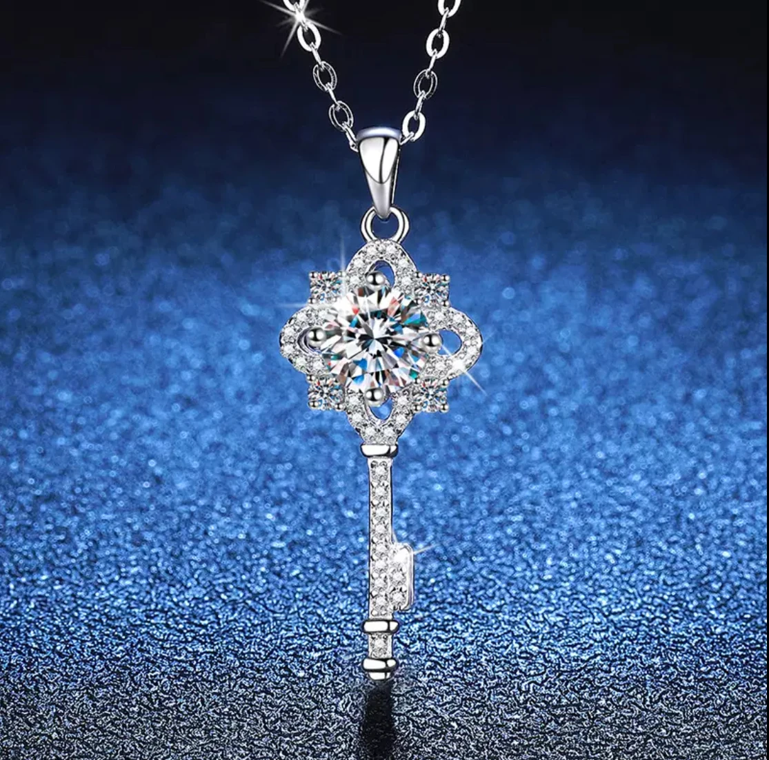 Premium Explosive 1 Carat Moissanite Necklace S925 Sterling Silver Pendant Key Pendant Bead Jewelry
Premium Explosive 1 Carat Moissanite Necklace S925 Sterling Silver Pendant Key Pendant Bead Jewelry