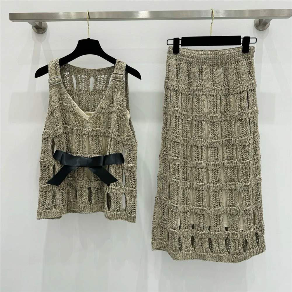 Women's Spring Summer Sleeveless Vest Top+ Elastic Waist Straight Skirt 2 pieces Set
Women's Spring Summer Sleeveless Vest Top+ Elastic Waist Straight Skirt 2 pieces Set