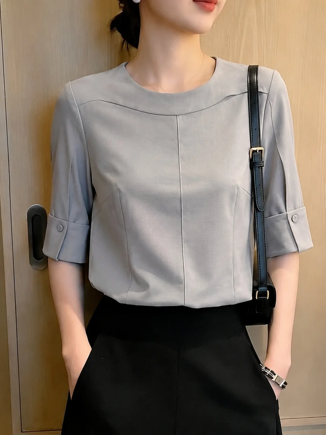 Slimming Color Commute Style Five-Quarter Sleeve Lightweight Elegant Design Fashionable Women's Top Summer Silk Blouse
Slimming Color Commute Style Five-Quarter Sleeve Lightweight Elegant Design Fashionable Women's Top Summer Silk Blouse