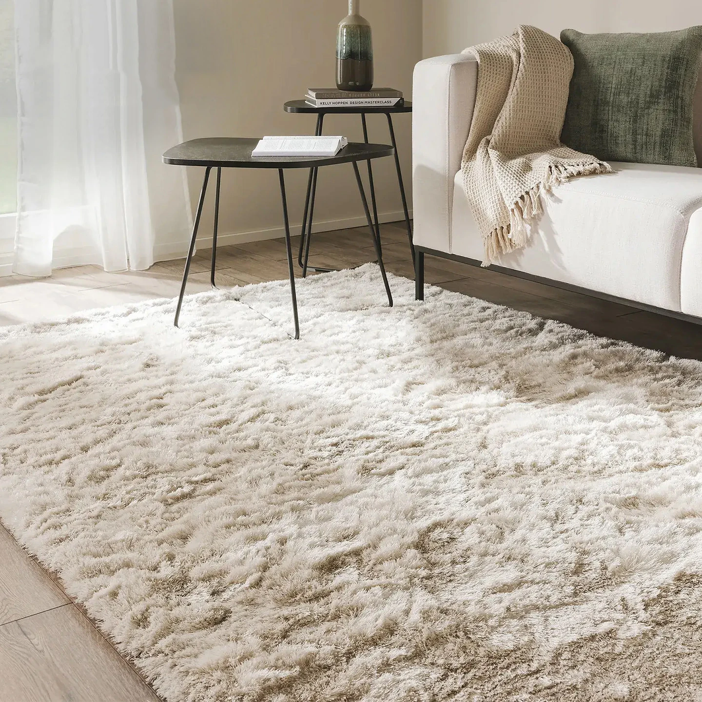 High-end Soft Fluffy Handmade Carpet for Living Room Thick Plush Area Rug Sofa Coffee Table Floor Mat Bedroom Rug Bedside Home
High-end Soft Fluffy Handmade Carpet for Living Room Thick Plush Area Rug Sofa Coffee Table Floor Mat Bedroom Rug Bedside Home
