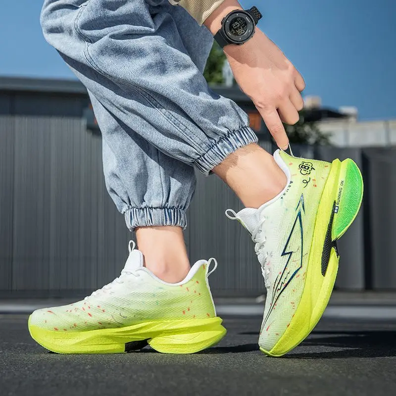 Professional soft-soled non-slip fashion casual full with sports shoes Neutral running shoes training shoes
Professional soft-soled non-slip fashion casual full with sports shoes Neutral running shoes training shoes