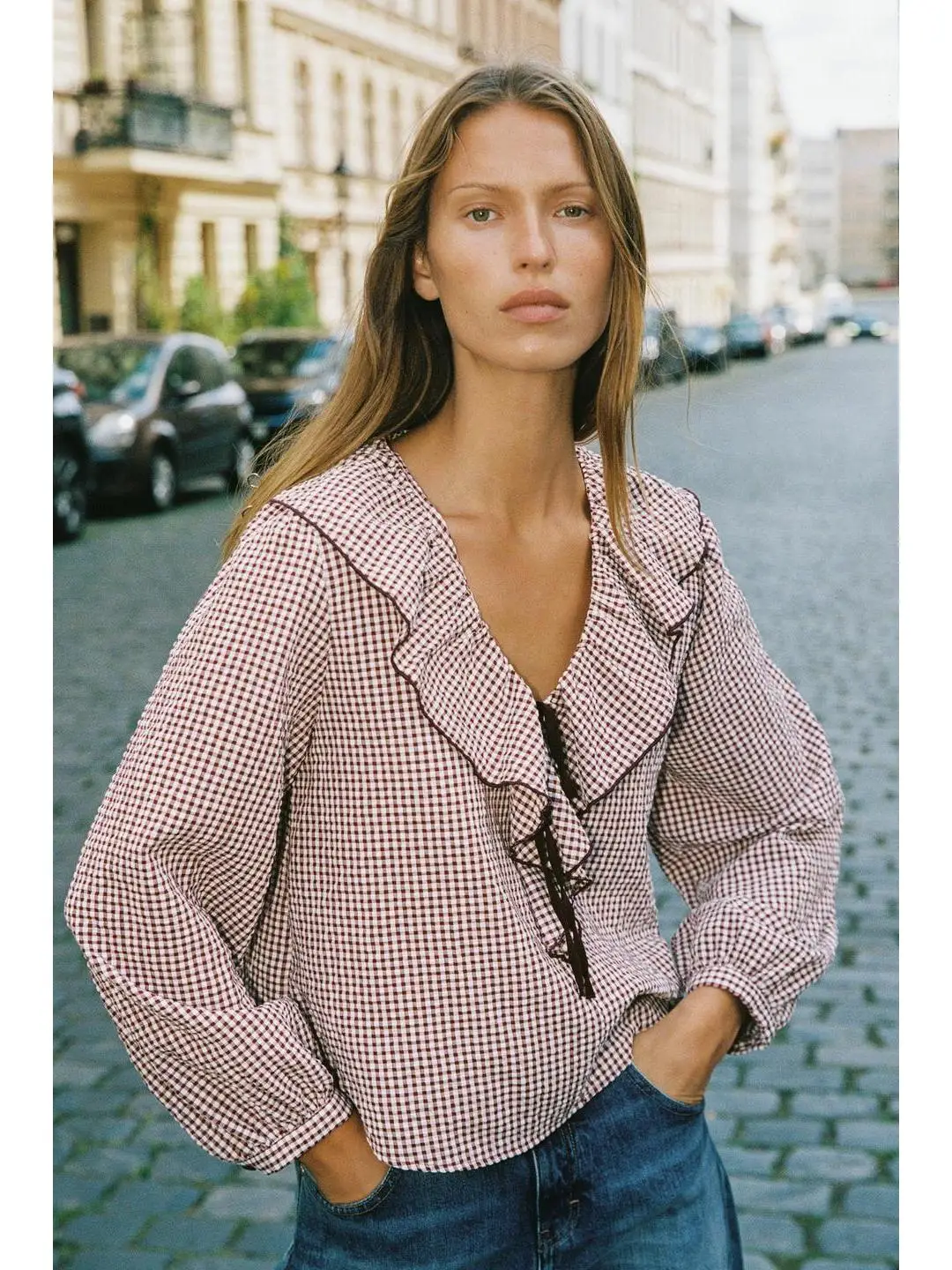 Свободная длинная све V-Ne в клетку в стиле ретро, декоративная женская блузка больших размеров, повседневная модная летняя женская блузка из тонкой ткани
Свободная длинная све V-Ne в клетку в стиле ретро, декоративная женская блузка больших размеров, повседневная модная летняя женская блузка из тонкой ткани