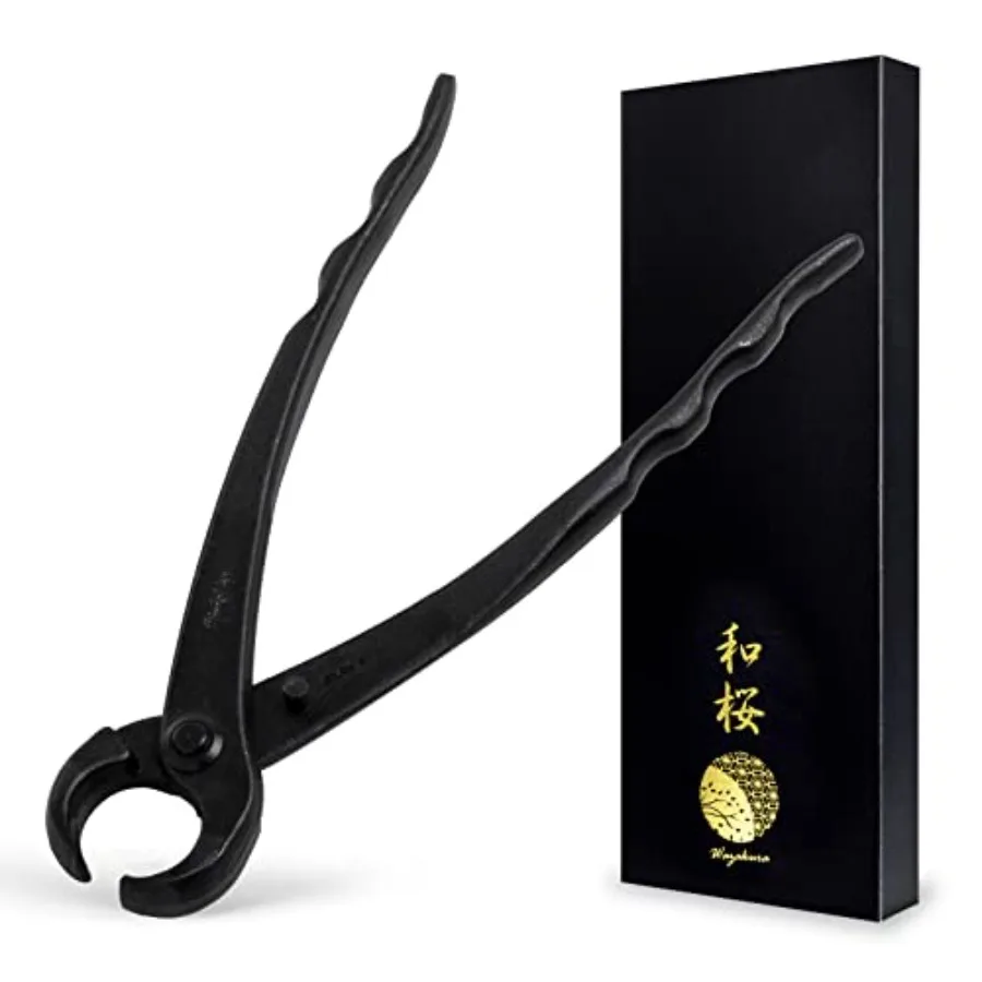 Hand Forged Knob Bonsai Cutter Made in Japan 8-1/4 inch 210mm Japanese Gardening Tools Round Edge Concave Branch Cutter Black
Hand Forged Knob Bonsai Cutter Made in Japan 8-1/4 inch 210mm Japanese Gardening Tools Round Edge Concave Branch Cutter Black
