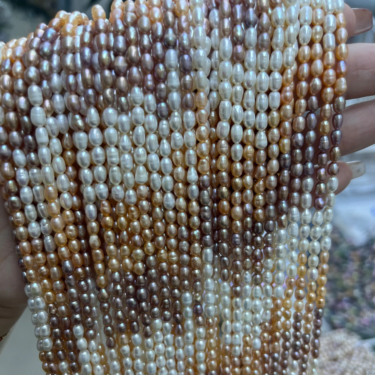 4-4.5mm Candy-Colored Rice Natural Freshwater Pearl Semi-Finished Beads for Jewelry Making DIY Necklace Bracelet Accessories
4-4.5mm Candy-Colored Rice Natural Freshwater Pearl Semi-Finished Beads for Jewelry Making DIY Necklace Bracelet Accessories