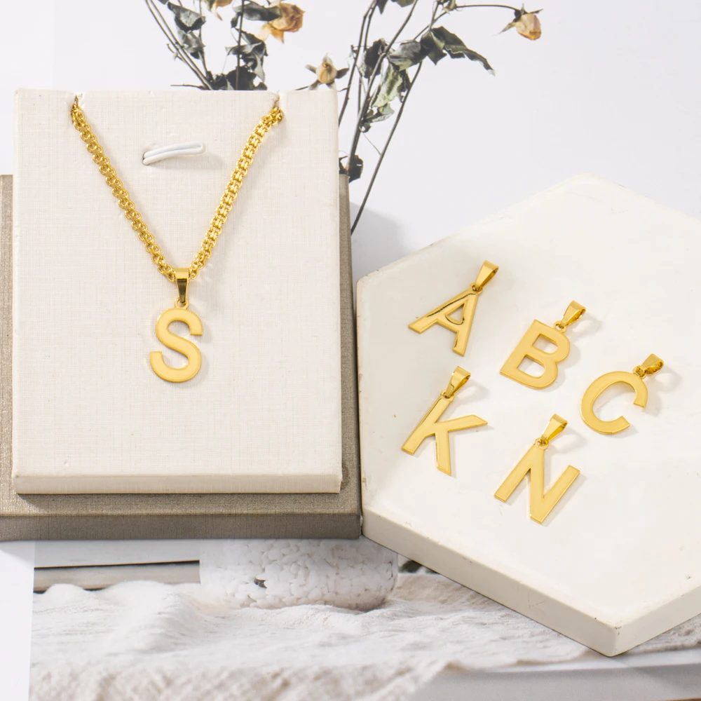 Fashion Stainless Steel Alphabet Initial Necklace 26 English Letter Necklace For Women Set Personalize Jewelry Women's Day Gift
Fashion Stainless Steel Alphabet Initial Necklace 26 English Letter Necklace For Women Set Personalize Jewelry Women's Day Gift