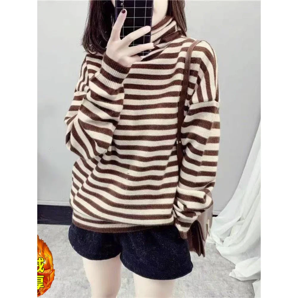 Thiened Fce High Collar Loose Fit Striped Base Layer irt Women's Autumn Winter Warm Knitted Sweater Inner Wear Top
Thiened Fce High Collar Loose Fit Striped Base Layer irt Women's Autumn Winter Warm Knitted Sweater Inner Wear Top