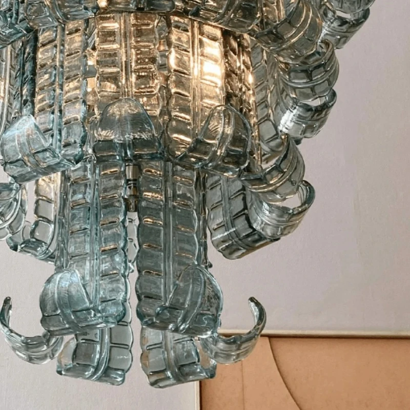 French American and Italian light luxury art decorative glass living room chandelier suspended restaurant chandelier
French American and Italian light luxury art decorative glass living room chandelier suspended restaurant chandelier