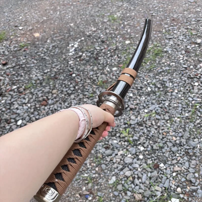 1/1 104cm Cos Anime kenshin himura reverse blade sword weapon wooden wood Sword Cosplay party Costume props Comic-con stage show
1/1 104cm Cos Anime kenshin himura reverse blade sword weapon wooden wood Sword Cosplay party Costume props Comic-con stage show