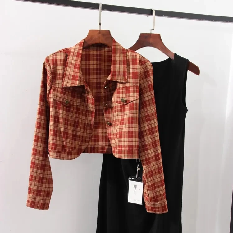 Ретро-рубашка в клетку для женщин, весенне-осенняя, с длинным рукавом, в корейском стиле, для повседневной носки, свободного кроя, с воротником
Ретро-рубашка в клетку для женщин, весенне-осенняя, с длинным рукавом, в корейском стиле, для повседневной носки, свободного кроя, с воротником