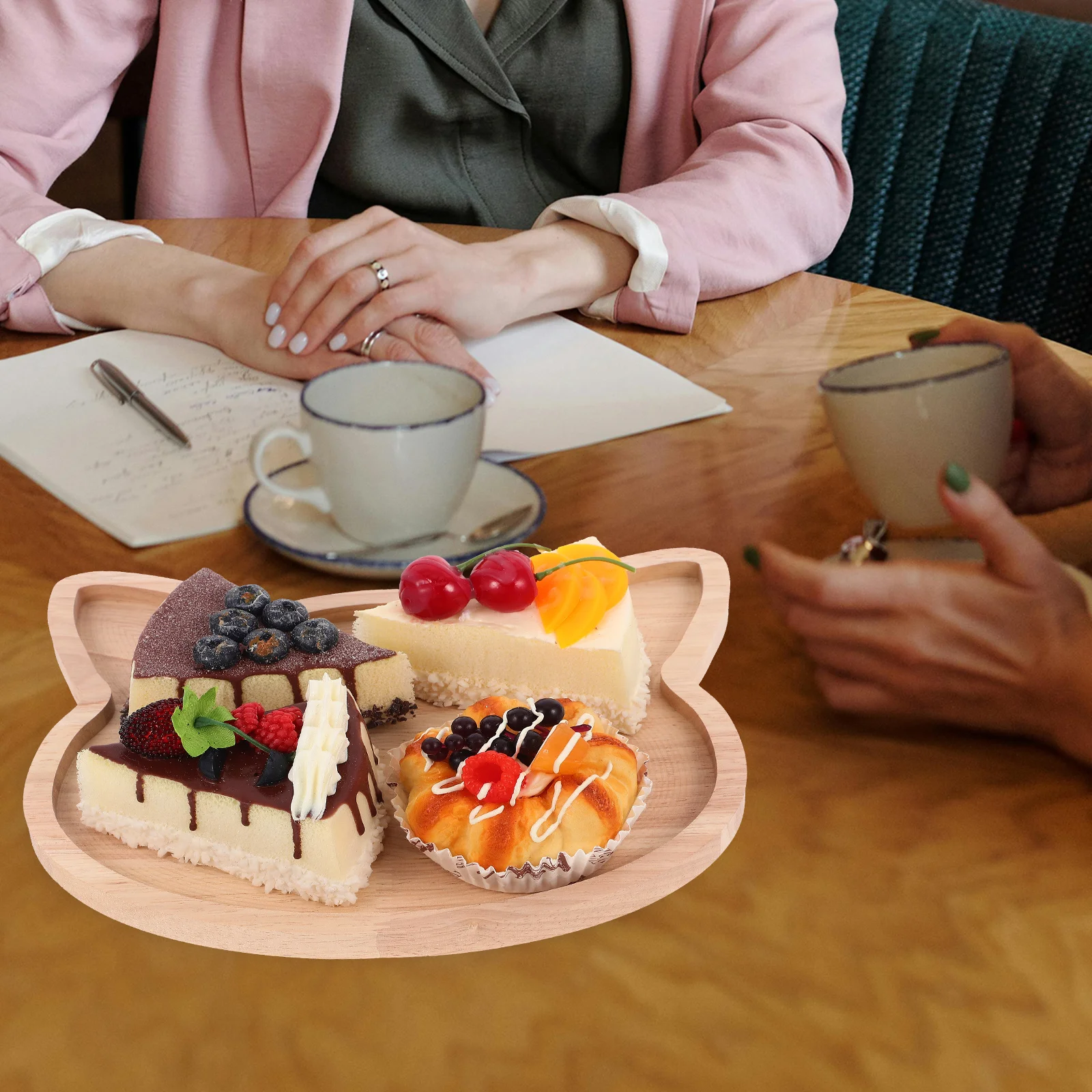 Cat Head Shaped Wood Serving Plate Smooth Surface Snack Storage Tray For Kitchen Picnic Banquet Cartoon Wooden Platter Food
Cat Head Shaped Wood Serving Plate Smooth Surface Snack Storage Tray For Kitchen Picnic Banquet Cartoon Wooden Platter Food