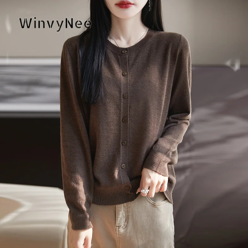 WinvyNee Lady Pure Wool Knit Jacket Round Neck Button Plain Top Office Elegant All Match Skin Friendly Gentle Texture ZB1223002
WinvyNee Lady Pure Wool Knit Jacket Round Neck Button Plain Top Office Elegant All Match Skin Friendly Gentle Texture ZB1223002