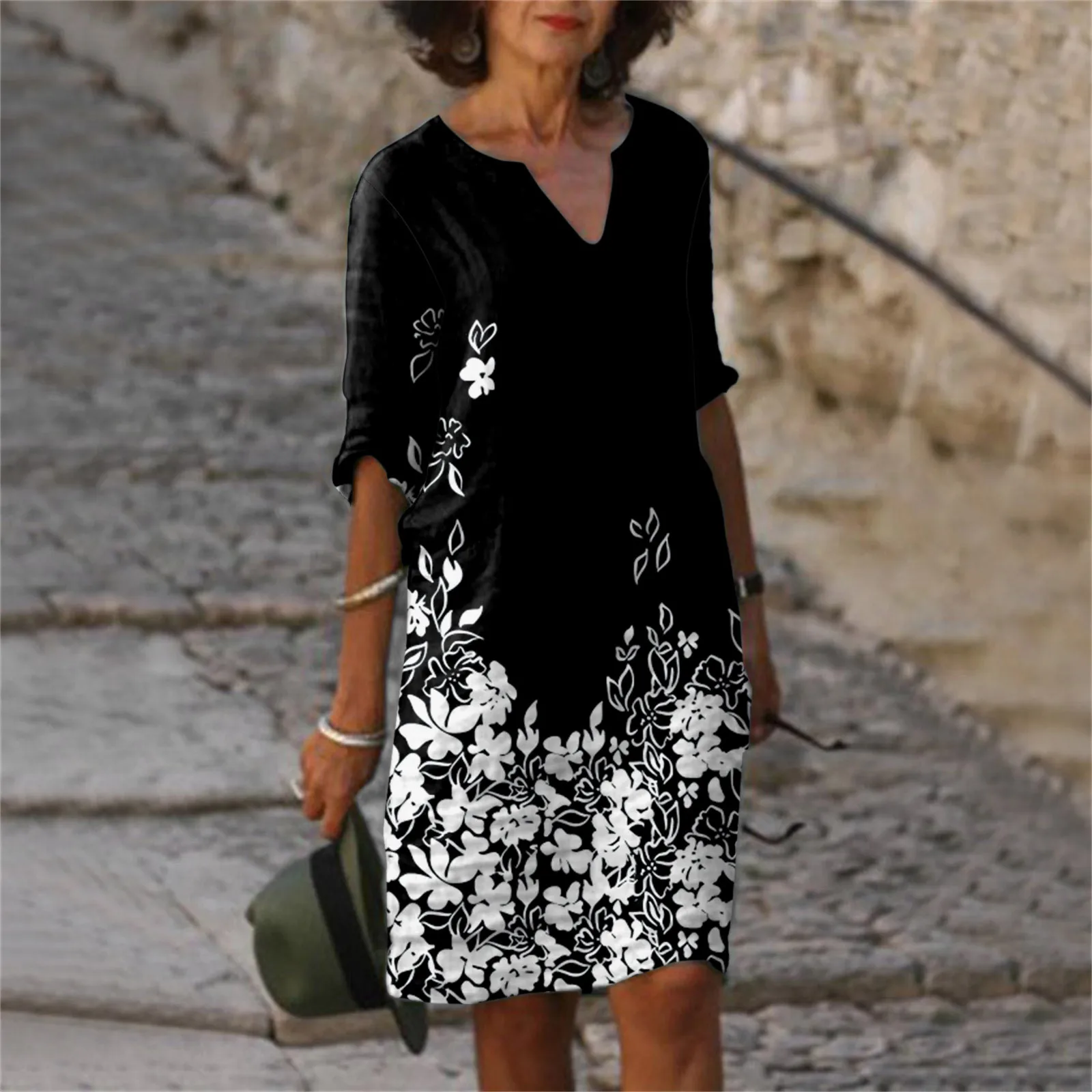 Casual Summer Printed Straight Dress For 2024 Women V-Neck Half Sleeve Knee Length Dress Female Bohemian Beach Holiday Dresses
Casual Summer Printed Straight Dress For 2024 Women V-Neck Half Sleeve Knee Length Dress Female Bohemian Beach Holiday Dresses