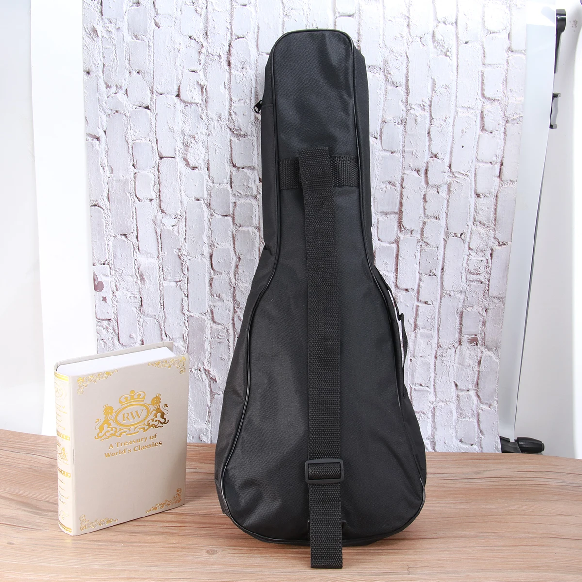 26 Inch Guitar Bag Acoustic Soft Padded Case Proof Ergonomic Side Straps Travel Training Canvas Durable Portable
26 Inch Guitar Bag Acoustic Soft Padded Case Proof Ergonomic Side Straps Travel Training Canvas Durable Portable