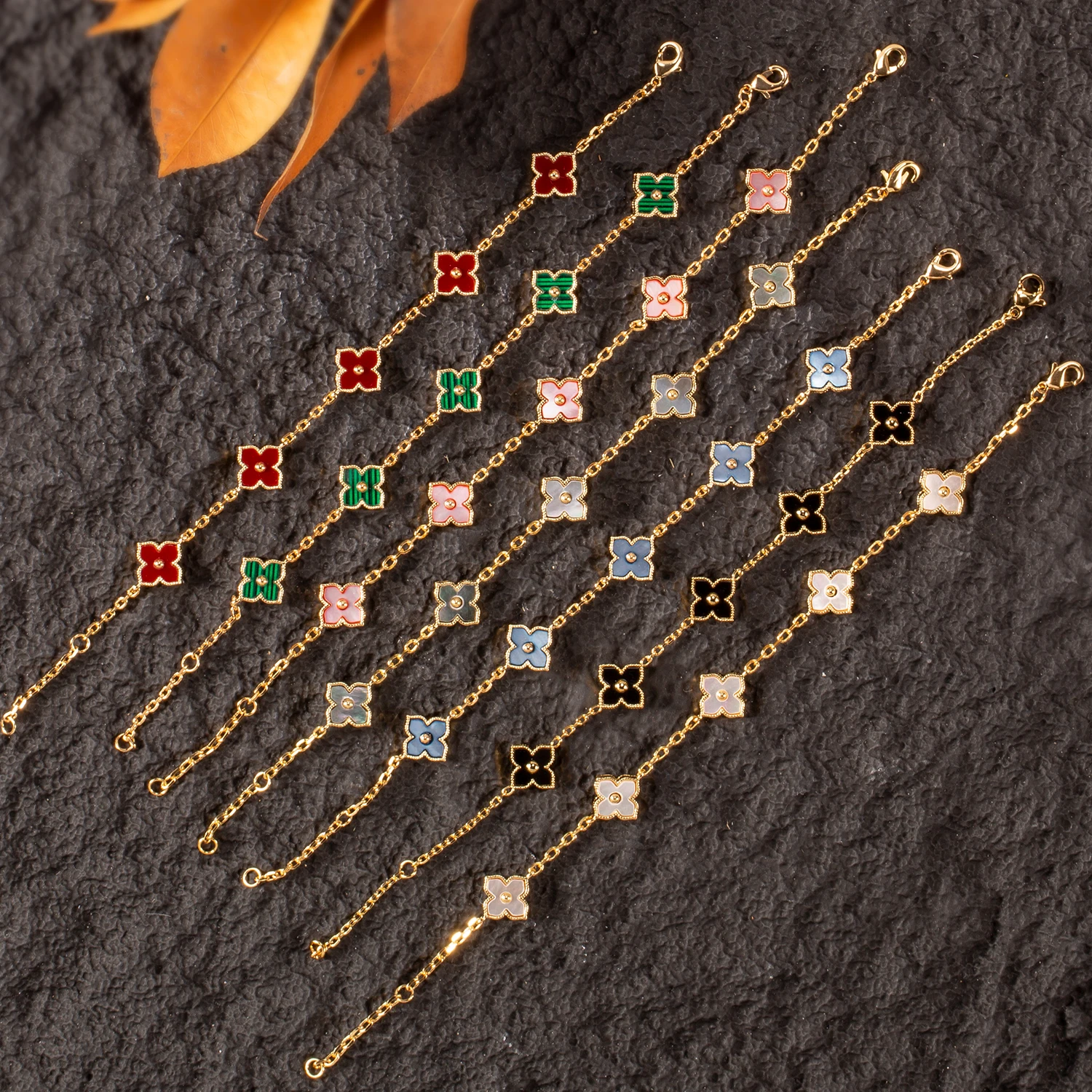 Gold Plated Clover Bracelet for Women Flower Leaf Lucky Clover Bracelets Trendy Jewelry Birthday Gifts for Women/Mon/Friends
Gold Plated Clover Bracelet for Women Flower Leaf Lucky Clover Bracelets Trendy Jewelry Birthday Gifts for Women/Mon/Friends