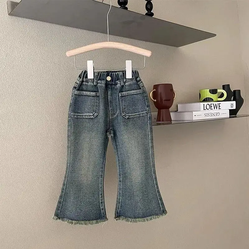 Spring and Autumn Girls' Jeans Fashion New Style Children's Bell bottom Pants Fashionable Super Soft Trousers 90-140cm
Spring and Autumn Girls' Jeans Fashion New Style Children's Bell bottom Pants Fashionable Super Soft Trousers 90-140cm