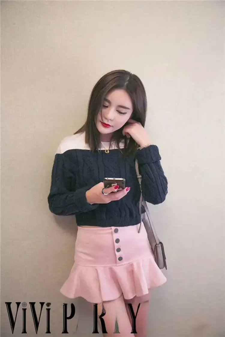 Slim Fit Knitted Long Sleeve Base Layer Sweater Women's Autumn Winter Street Style Padded Outlines Fake Two-Piece Crew Neck
Slim Fit Knitted Long Sleeve Base Layer Sweater Women's Autumn Winter Street Style Padded Outlines Fake Two-Piece Crew Neck