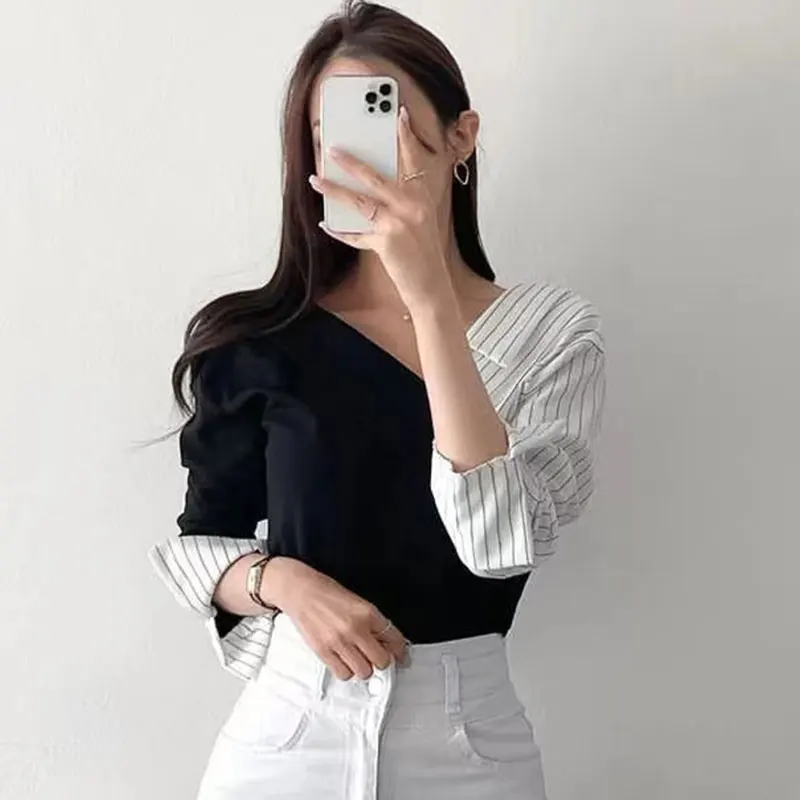 Chic Autumnal Vintage Asymmetrical Collar Color Blo Striped irt Top Irregular Design Long Sve Slim Fit Women's Blouse
Chic Autumnal Vintage Asymmetrical Collar Color Blo Striped irt Top Irregular Design Long Sve Slim Fit Women's Blouse