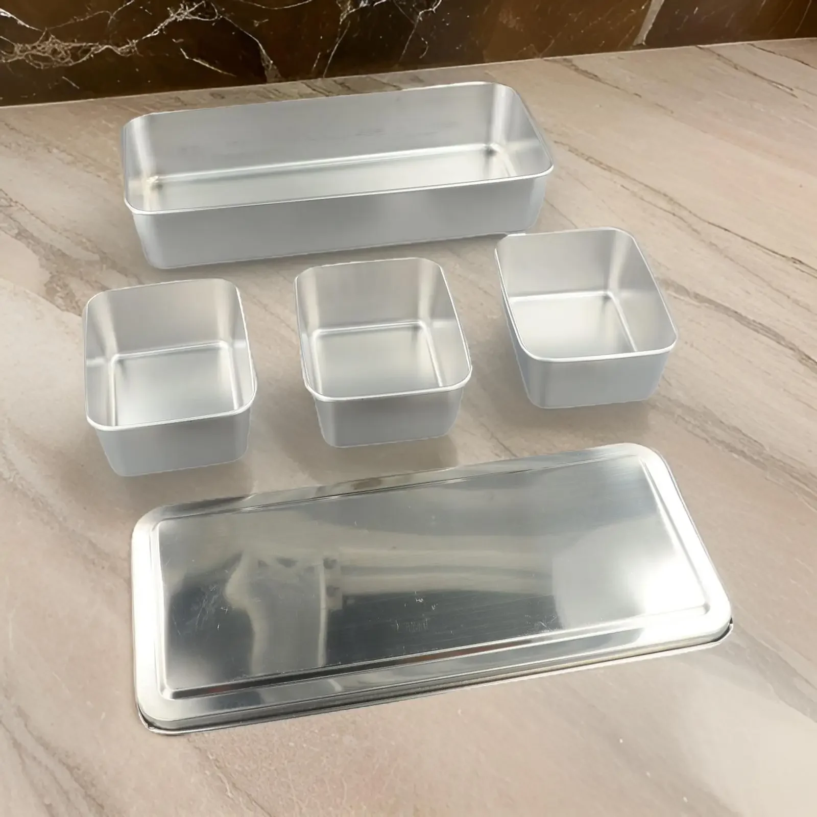 Утолщенная коробка для глазури на кухне, сырье, относится к ржавчине, безопасном и здоровью, специальное украшение, практичное
Утолщенная коробка для глазури на кухне, сырье, относится к ржавчине, безопасном и здоровью, специальное украшение, практичное
