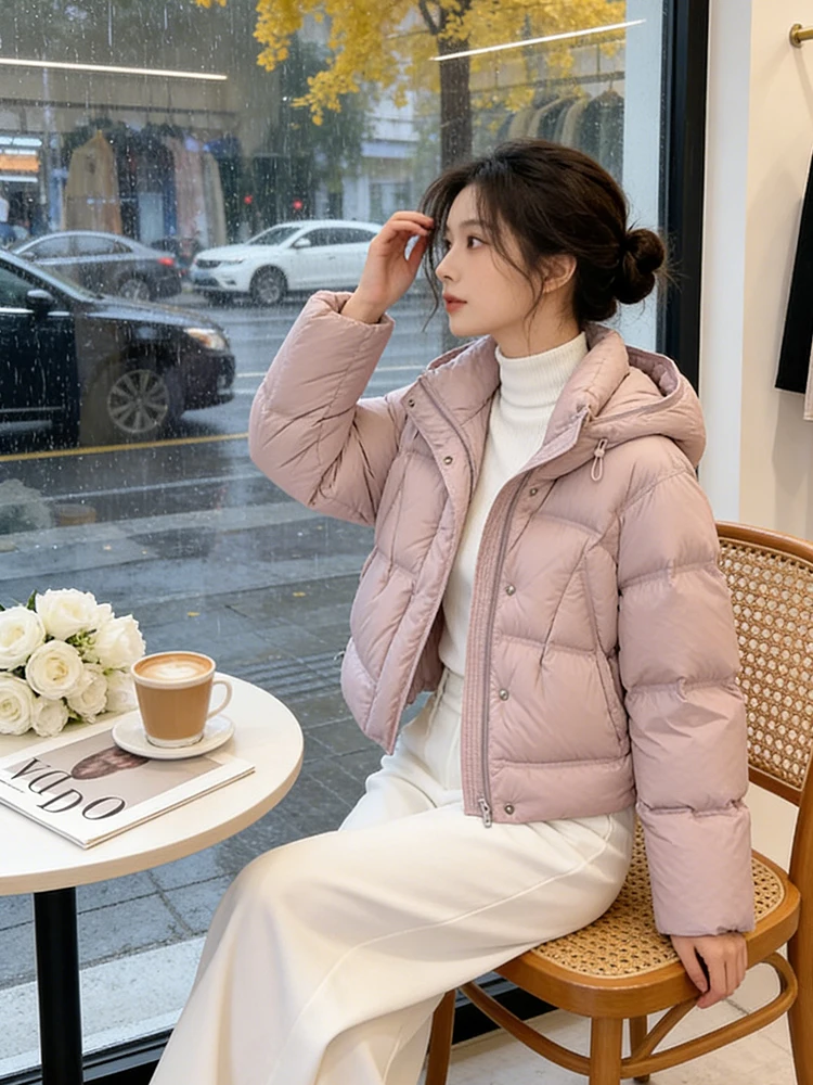 Модная розовая хлопковая куртка с капюшоном для женщин, новая коллекция Зима 2025, в корейском стиле, свободного кроя, из высококачественного хлопка, с эффектом люкс
Модная розовая хлопковая куртка с капюшоном для женщин, новая коллекция Зима 2025, в корейском стиле, свободного кроя, из высококачественного хлопка, с эффектом люкс