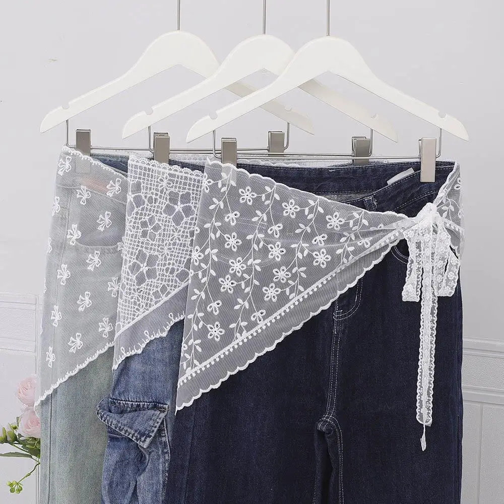 New Lace Trim Scarf Retro Triangle Hair scarf for Women Embroidered Neck Scarf Y2K Lace Up Scarf Sweet Travel Photo Headband
New Lace Trim Scarf Retro Triangle Hair scarf for Women Embroidered Neck Scarf Y2K Lace Up Scarf Sweet Travel Photo Headband