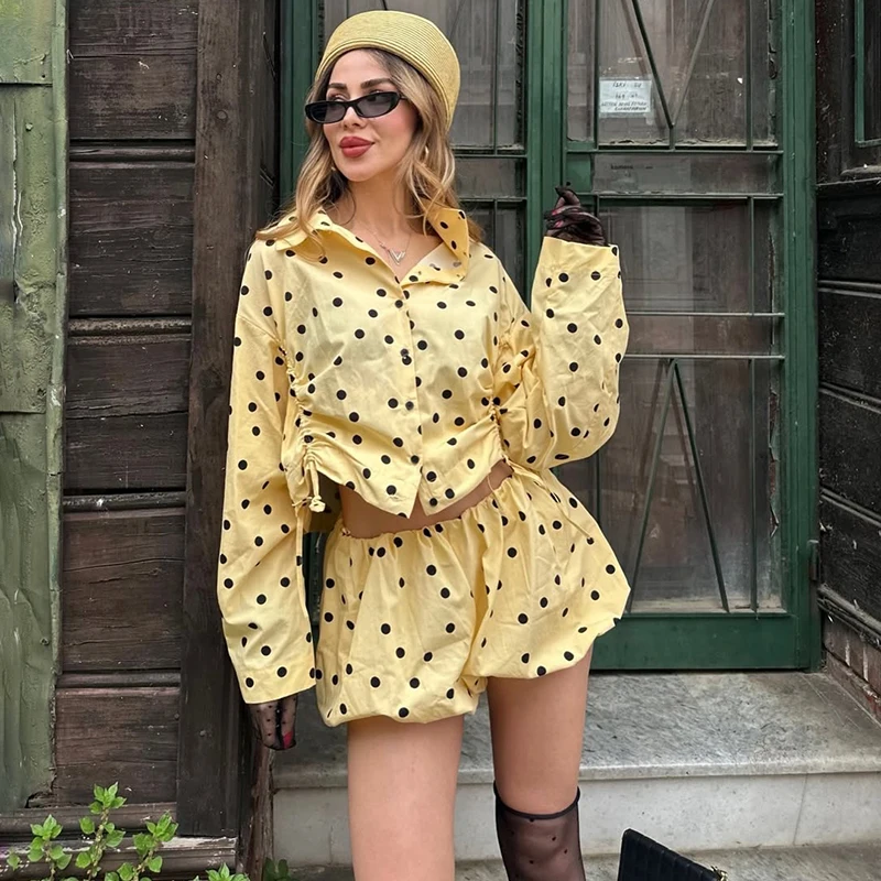 Typhaland Casual Polka Dot Short Sets Women's Fashion Loose Long Sleeve Jacket Coat Commute Shorts Matching Set 2026 Spring New
Typhaland Casual Polka Dot Short Sets Women's Fashion Loose Long Sleeve Jacket Coat Commute Shorts Matching Set 2026 Spring New