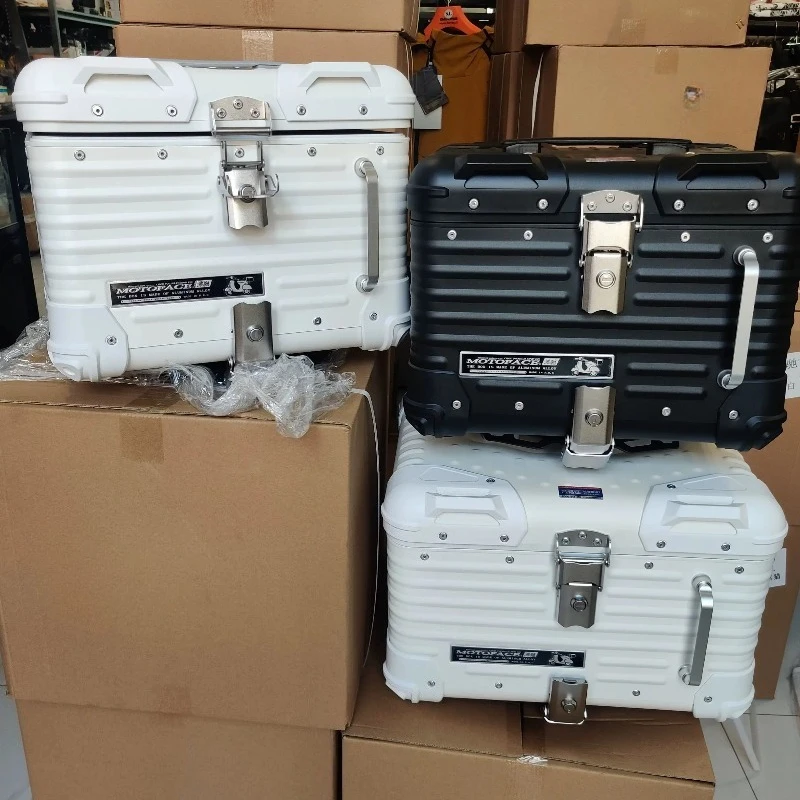 45 Round Corner Motorcycle Trunk Aluminum Alloy Trunk Scooter Electric Vehicle Universal Trunk Toolbox Waterproof Tail Box
45 Round Corner Motorcycle Trunk Aluminum Alloy Trunk Scooter Electric Vehicle Universal Trunk Toolbox Waterproof Tail Box