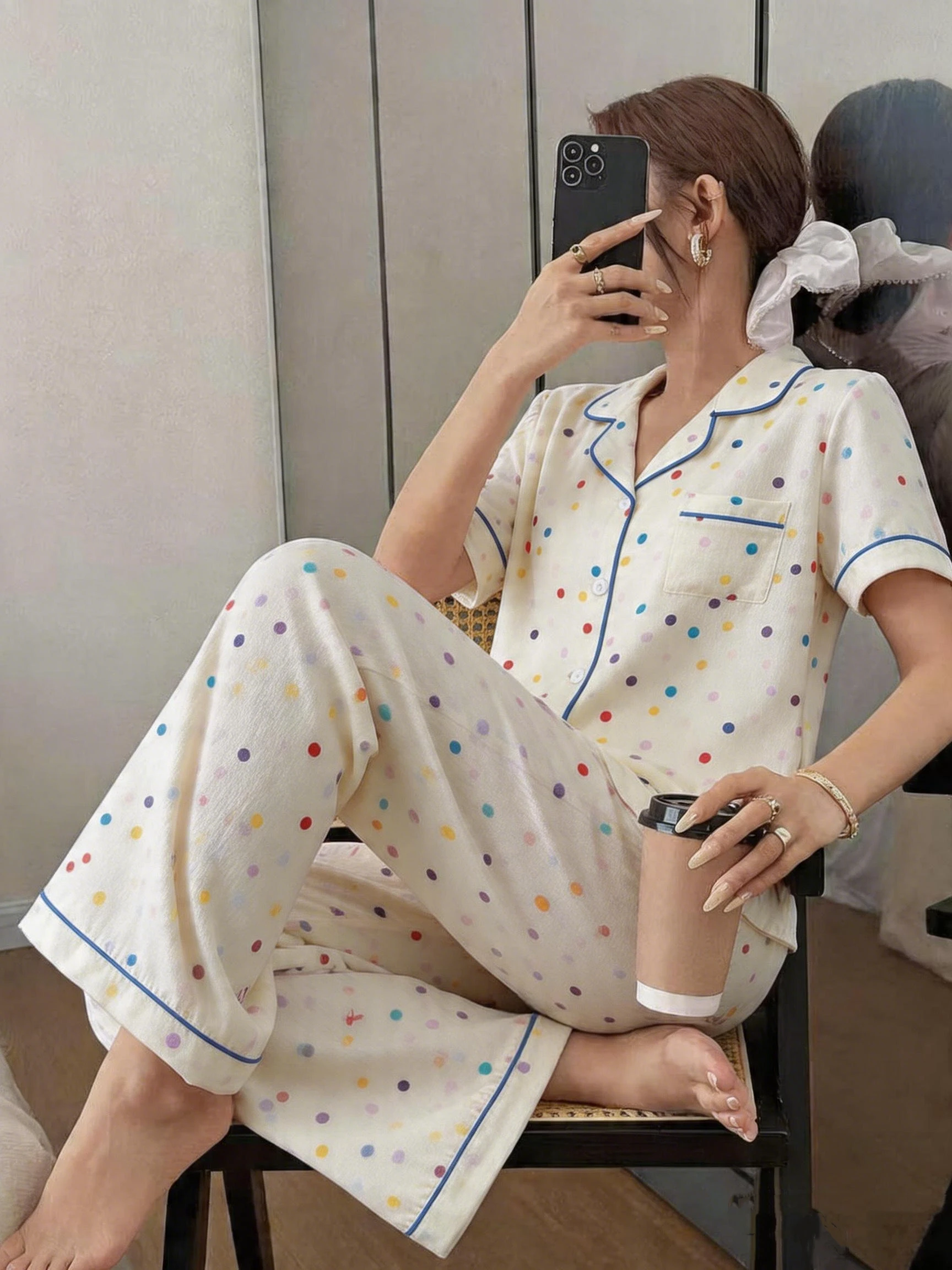 Polka Dot Pajamas Women 2 Piece Set Colorful Dot Print Short Sleeve Shirt & Long Pants Casual Loungewear Sleepwear
Polka Dot Pajamas Women 2 Piece Set Colorful Dot Print Short Sleeve Shirt & Long Pants Casual Loungewear Sleepwear