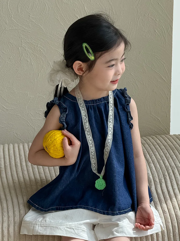 2025 Summer New Girls Denim Vest Solid Children Soft Denim Sleeveless Shirts Cotton Baby Girls Loose O-neck Tops Kids Clothes
2025 Summer New Girls Denim Vest Solid Children Soft Denim Sleeveless Shirts Cotton Baby Girls Loose O-neck Tops Kids Clothes