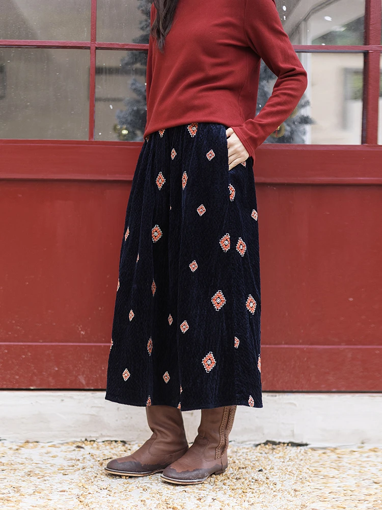 Thiened Cotton Corduroy Geometric Embroidery Long f Skirt Bloom 860 Floral Embroidery Double Layered A-Line Skirt
Thiened Cotton Corduroy Geometric Embroidery Long f Skirt Bloom 860 Floral Embroidery Double Layered A-Line Skirt