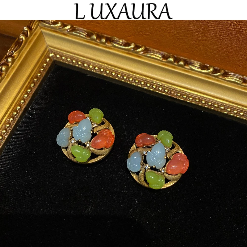 Vintage fashion classic colorful resin leaf design paired with Bohemian women's accessory stud earrings
Vintage fashion classic colorful resin leaf design paired with Bohemian women's accessory stud earrings